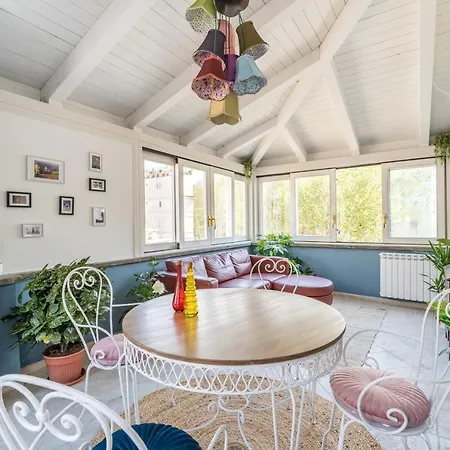 Elizabeth Penthouse, Charmy Apartment In Little London 10 Min From The Center Exterior photo