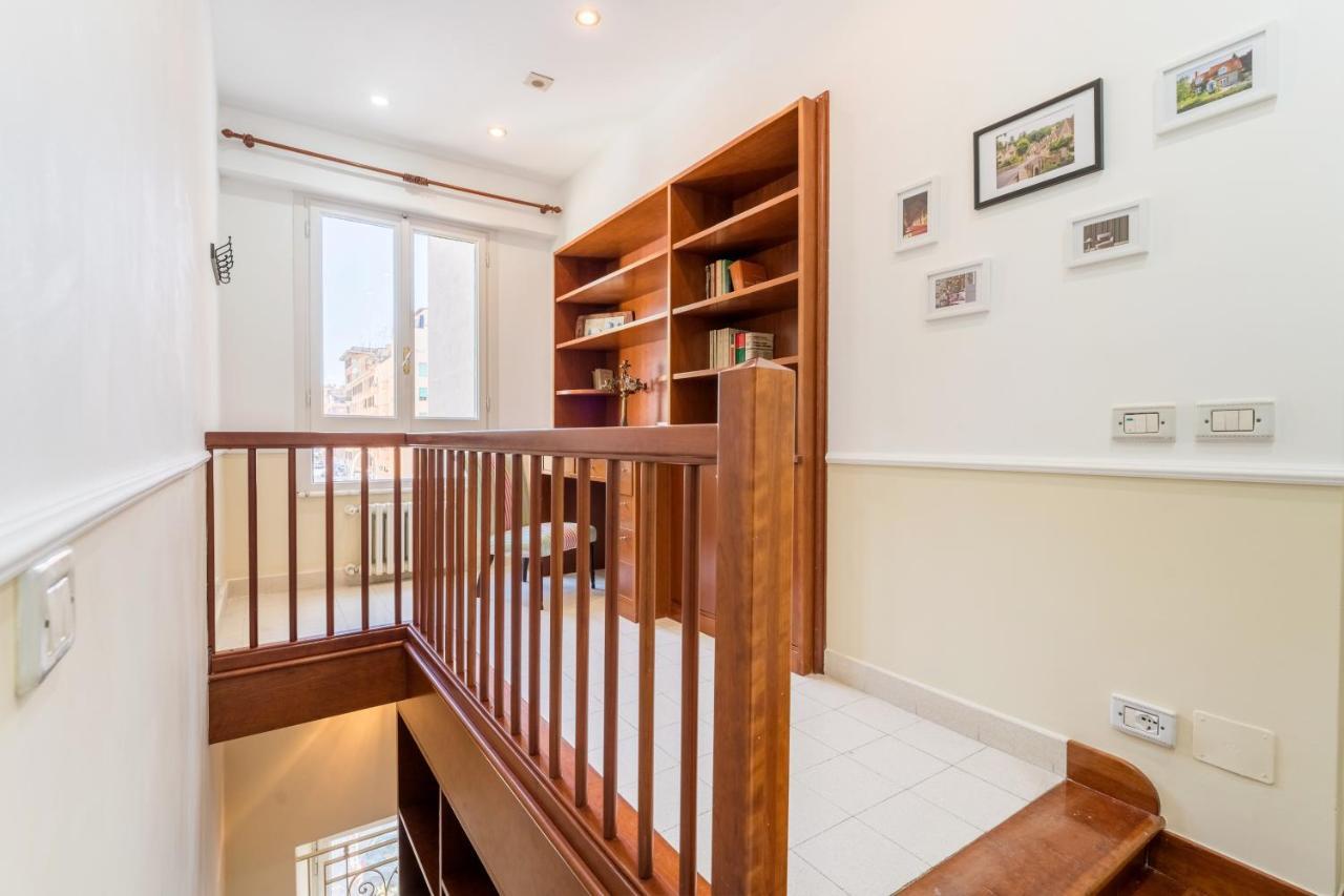Elizabeth Penthouse, Charmy In Little London 10 Min From The Center Rome