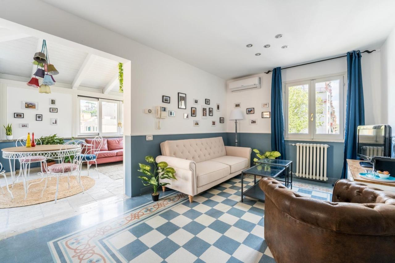 Elizabeth Penthouse, Charmy In Little London 10 Min From The Center Rome